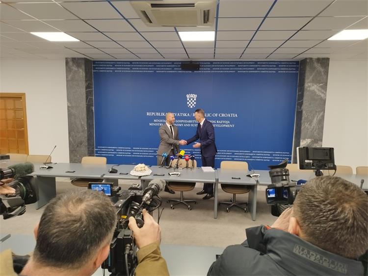 Slika /slike/Vijesti/2022/primopredaja 2.jpg